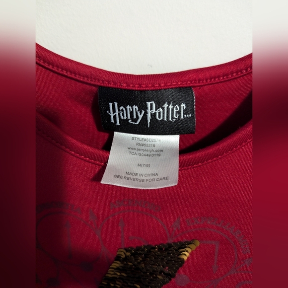 Harry Potter Red and Black Sleeves Dress. Girls Size 7/8.  EUC. Sequins On Front - Picture 4 of 7